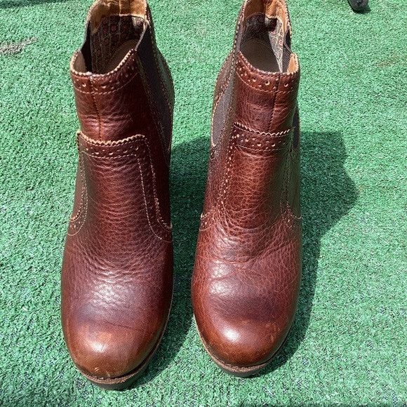 SPERRY TOP-SIDER Claremont Chelsea Maroon / Brown Size 7 Chunky Ankle Boots - Picture 1 of 8